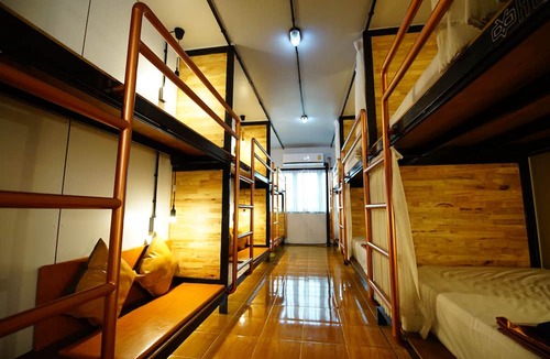 Don Muang Hostel | Sleep Owl Hostel