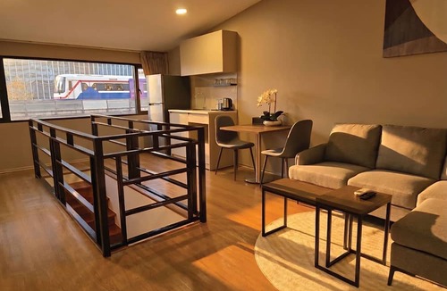 Thanon Phetchaburi Hotel | URBAN VIBE BANGKOK