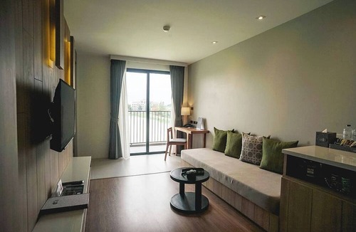 Nong Pa Khrang Hotel | Brique Suite Hotel Chiangmai