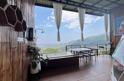 Pong Yaeng House | Mon Sa Kiang Dao Chiang Mai
