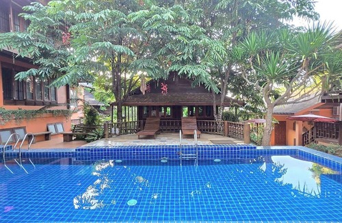 Nang Lae Hotel | Baan Yung Hill Resort