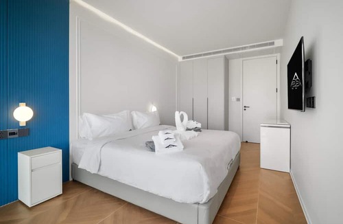 Choeng Thale Apartment | Premier 3-bedroom Apartment E333 Beachfront