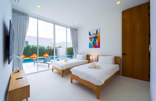 Khao Tao Villa | Modern 4 Bed Private Pool Villa KH-B6