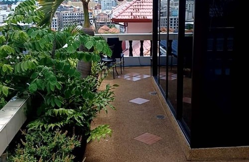 Nanai Road Hotel | Aksarai Hotel Patong