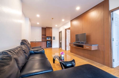 Nanai Road Hotel | Aura Hotel Phuket