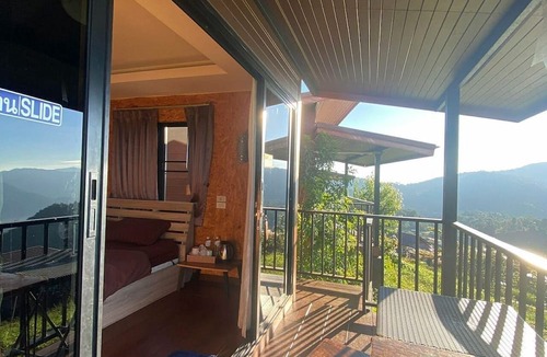 Mae Rim Hotel | Raisuayang