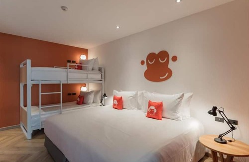 Saen Suk Hotel | BLU Monkey Hub & Hotel Bangsaen