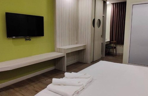 Ban Lam Rua Taek Apartment | 2M Place Apartment