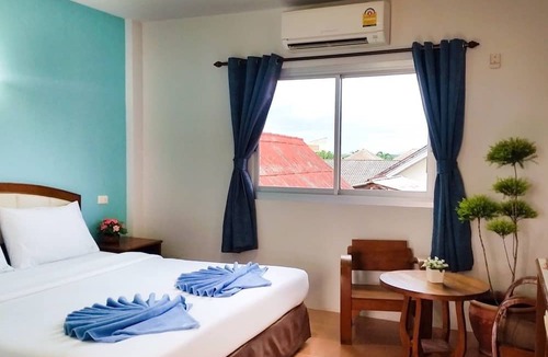 Downtown Krabi Hotel | J Holiday Inn