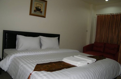 Nai Mueang Hotel | Fun Dee Mansion