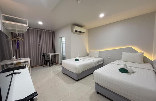 Nonthaburi Hotel | Bed by Boat Hotel & Apartment