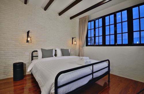 Old Phuket Town House | The Rommanee Classic Guesthouse