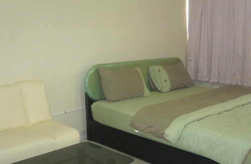 Ban Mai Hotel | Poppular Palace Don Mueang Bangkok