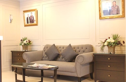 Phra Pradaeng Hotel | 14 Residence