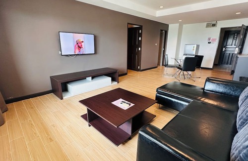 Chom Thong Hotel | 14 Place
