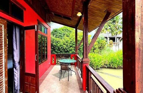 Si Racha House | Bang Phra Resort Near Si Racha