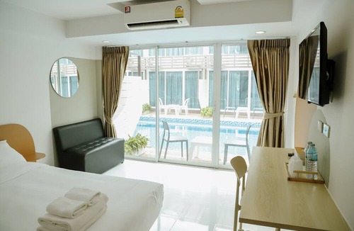 Lak Si Hotel | Full Stop Pool Villa Don Mueang