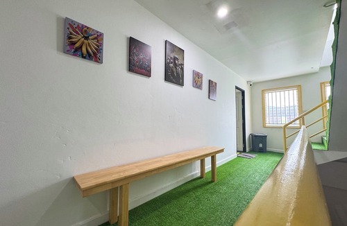Rawai Hostel | Banana Bunkhouse Hostel