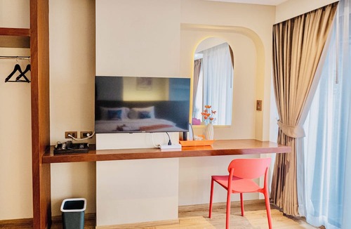 Chatuchak Hotel | Metro Hotel Phahonyothin 35