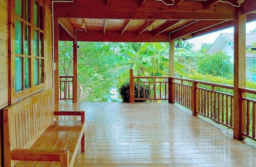 Samut Sakhon Resort | Coco and Canal HomeStory