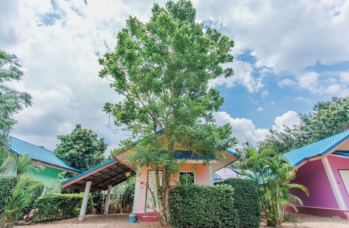 Ban Dung Hotel | Chalalai Resort Kham Chanot By Zuzu