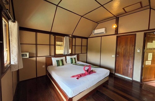 Ko Phi Phi Hotel | Phi Phi Ingphu Viewpoint Hotel