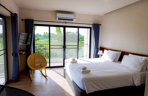 Bung Khong Long Hotel | Zenery Lake Resort