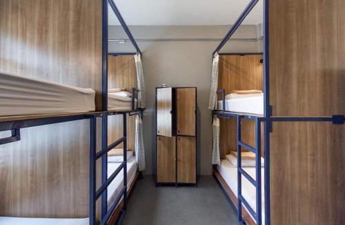 Bang Rak Hostel | Arawana Hoft Hostel