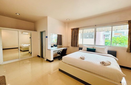 Samre Hotel | Ree Riverside hotel