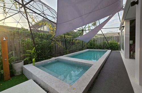 Hin Lek Fai Villa | The Ten Poolvilla Huahin
