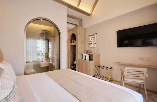 Old City Hotel | PE-LA Thapae Boutique Hotel