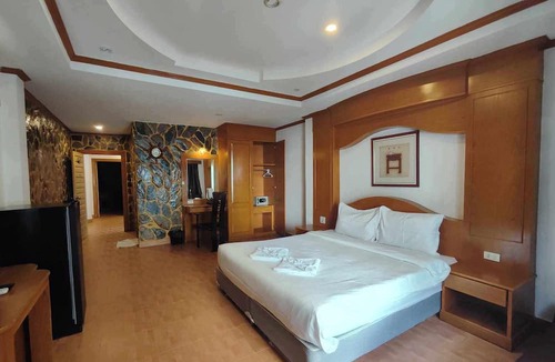 Patong Hotel | Patong Rockshore