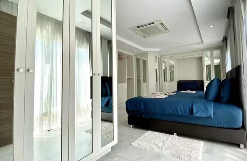 Talat Yai Villa | Baan Jayden Duplex Seaview Villa