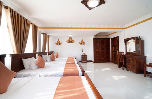Taphul Village Area Hotel | Bronam Residence & Spa