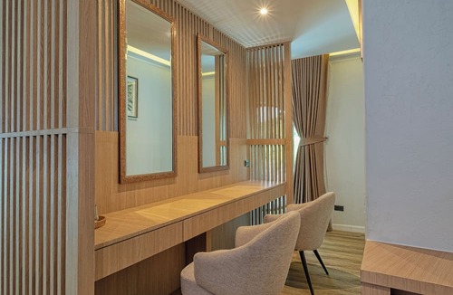 Pa Klok Hotel | A Dream Naka Island - Beachfront Retreat