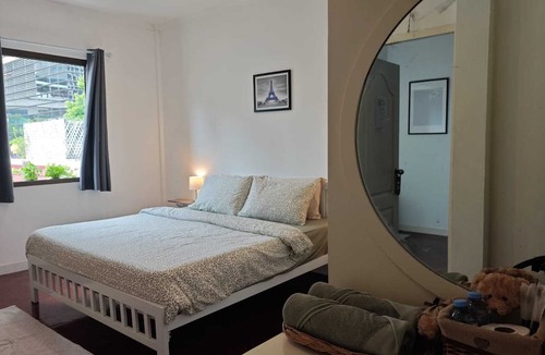 Ploenchit Hotel | homey stay and cafe by hematoa