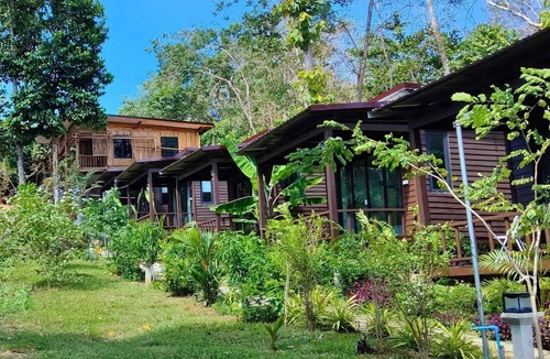 Nuea Khlong Hotel | Velora Bay Koh Jum