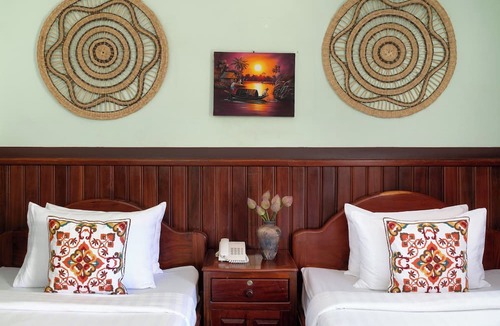 Taphul Village Area Hotel | Siem Reap Center Hotel