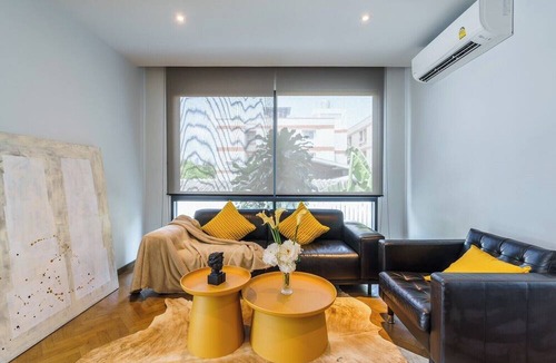 Bangkok Central Business District Villa | The Designer 49 Villa
