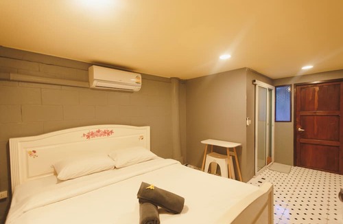 Wua Lai Bed & Breakfast | Agga CNX Hostel