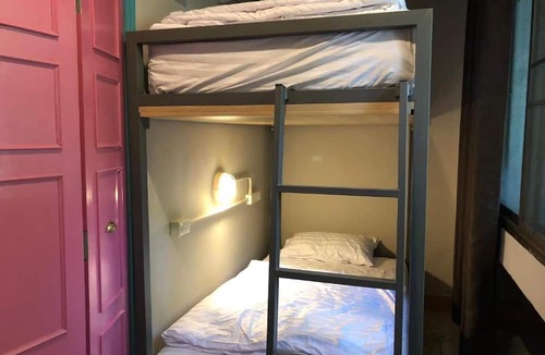 Samphanthawong Hostel | Stash Hostel