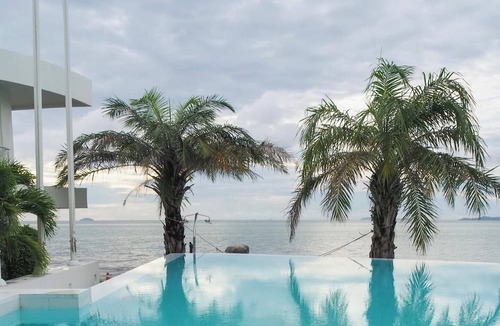 Na Chom Thian Apartment | Ocean Beachfront Smart Unit