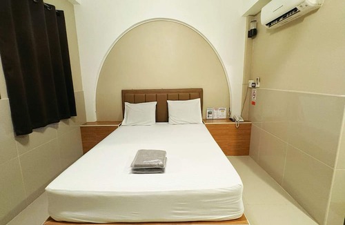 Uthai Hotel | OYO 75522 Classroom Resort Ayutthaya