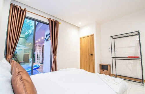 Bang Sare Villa | Rising Pool Villa Bang Saray