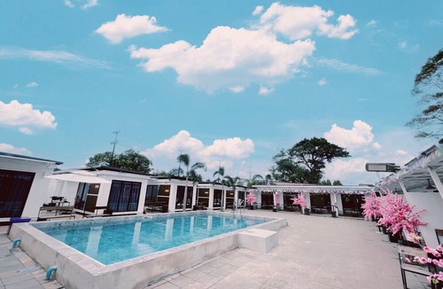 Kram Hotel | The Toy Beach Resort