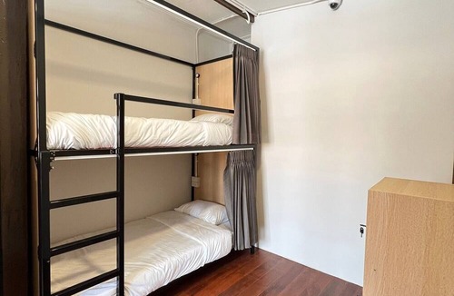 Ban Phan Thom Hostel | House Ju