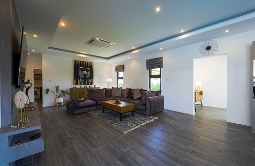 Hua Hin Villa | Modern 3 Bedroom Private Pool Villa -ML7