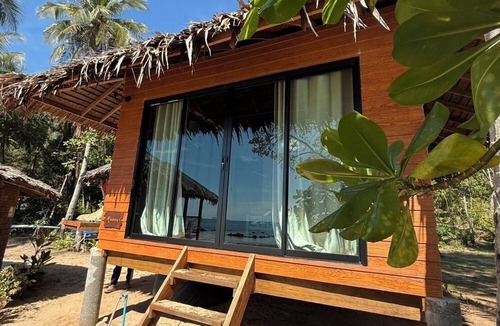 Nuea Khlong Hotel | Koh Pu Sea View Beach Resort
