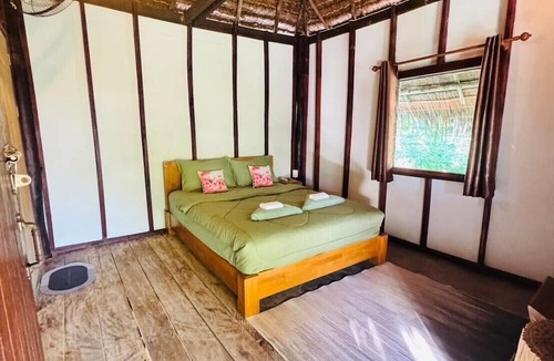 Nuea Khlong Hotel | Koh Pu Sea View Beach Resort
