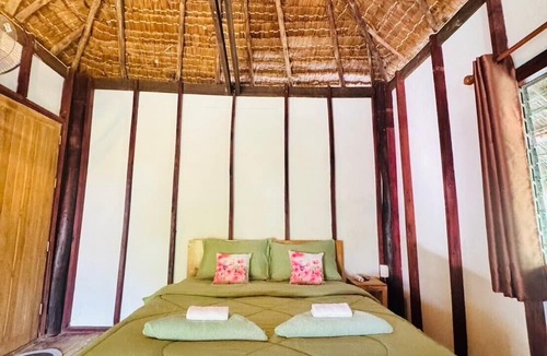 Nuea Khlong Hotel | Koh Pu Sea View Beach Resort